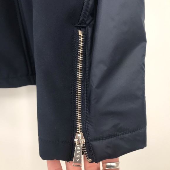 NWT DKNY Navy & Silver Zip Front Soft Shell Jacket - Picture 6 of 9
